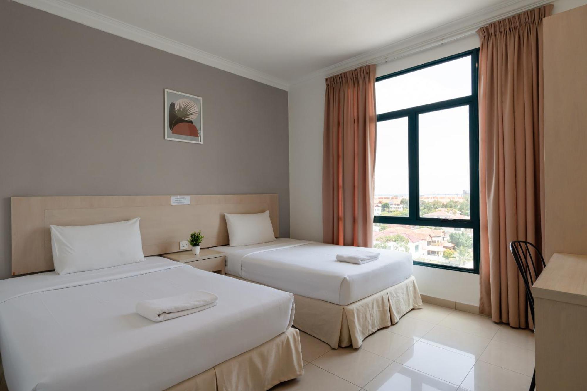 Golden View Serviced Apartments Tanjung Tokong Exterior foto
