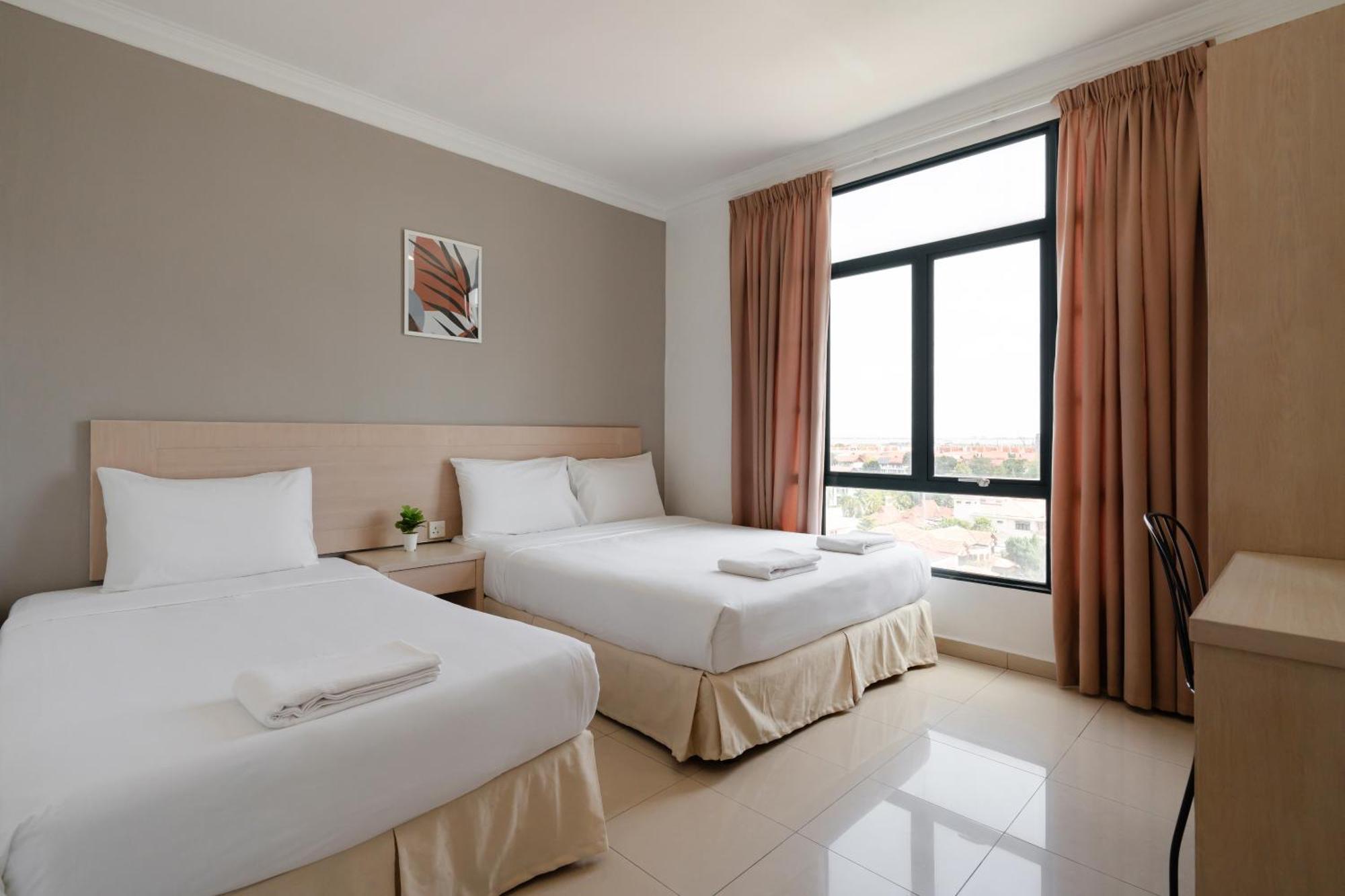 Golden View Serviced Apartments Tanjung Tokong Exterior foto