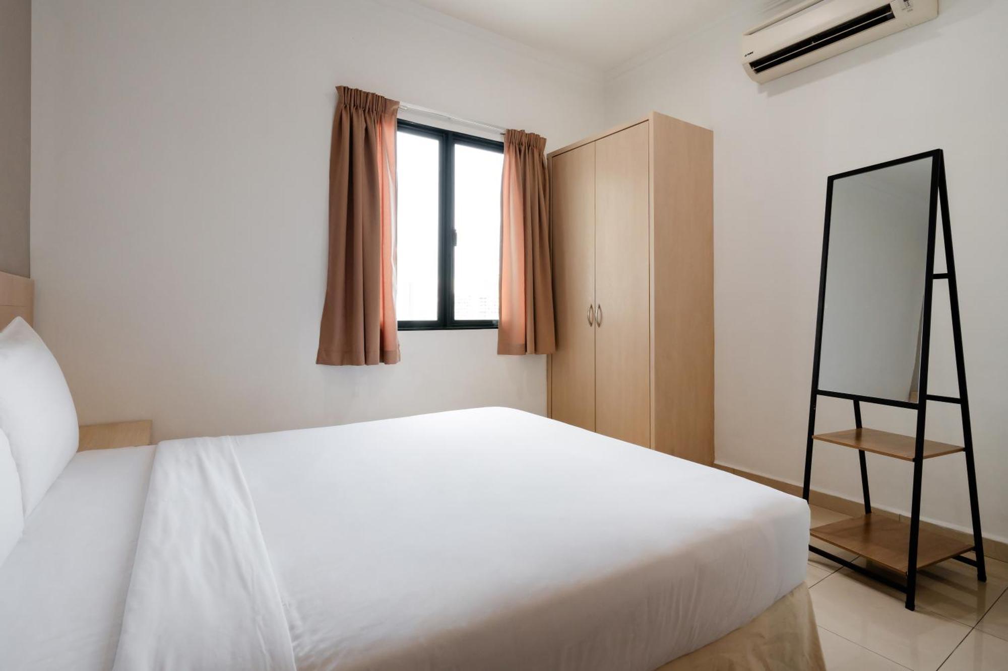 Golden View Serviced Apartments Tanjung Tokong Exterior foto