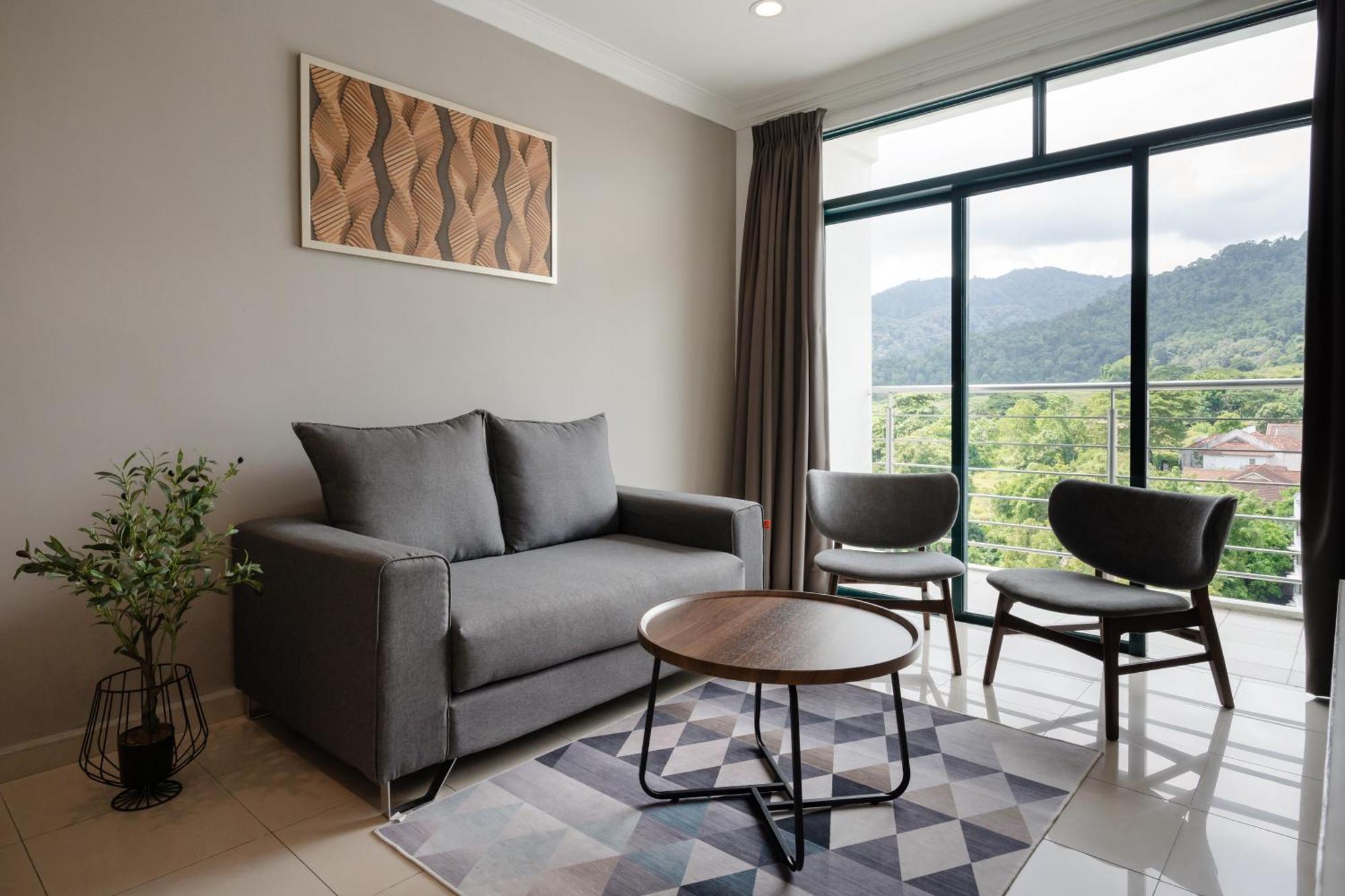 Golden View Serviced Apartments Tanjung Tokong Exterior foto